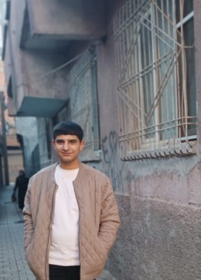 Hüseyin, 18, Türkiye Cumhuriyeti, Diyarbakır
