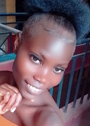 Corazone Achi из Nairobi 18 лет
