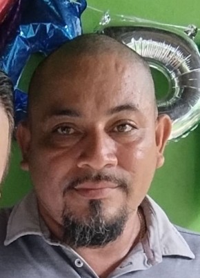 Anibal из Tegucigalpa 44 года