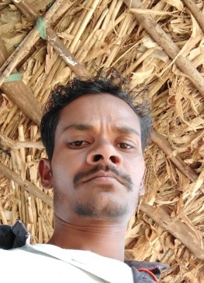 राकेश वसुनिया, 19, India, Jhābua