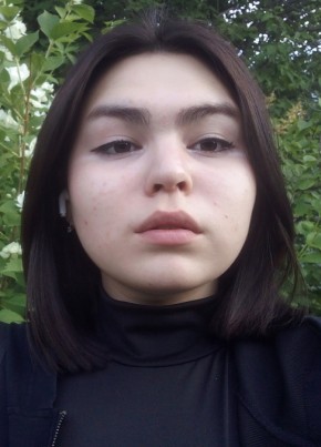 Алина, 19, Россия, Екатеринбург