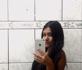 Lavínia, 19, Belo Horizonte