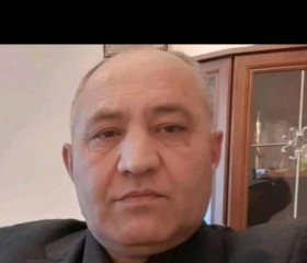 Muslum, 60, Gliwice