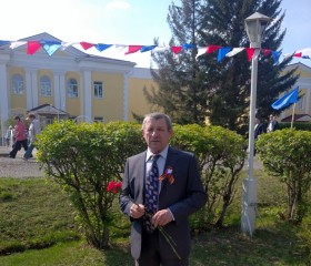 Михаил, 68 лет, Омск