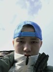 Vadim, 19, Tyumen