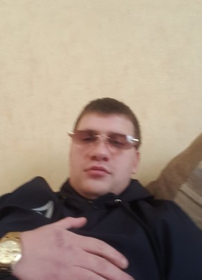 Александр, 31, Россия, Сургут