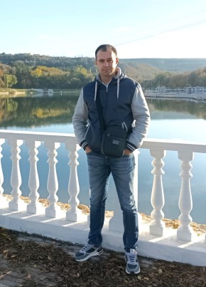 Александр