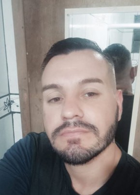 Anderson из Curitiba 33 года