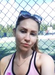 Yana, 32, Moscow