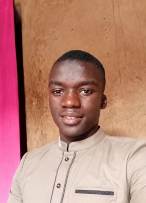 King из Bobo-Dioulasso 19 лет