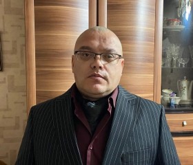 Евгений, 47 лет, Татарск