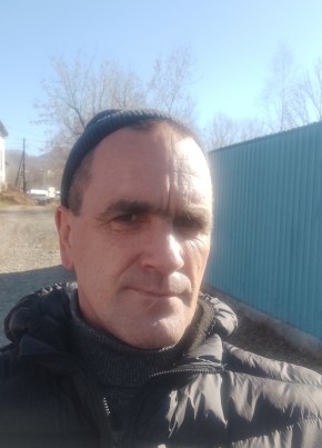 Александр из Славянки 48 лет