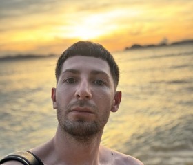 Artem, 28, Manila