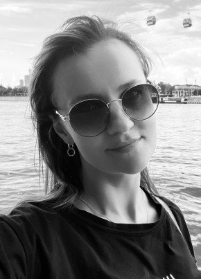 К из Москвы 38 лет