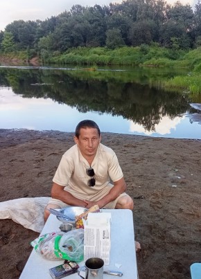 Алексей из Яранска 44 года