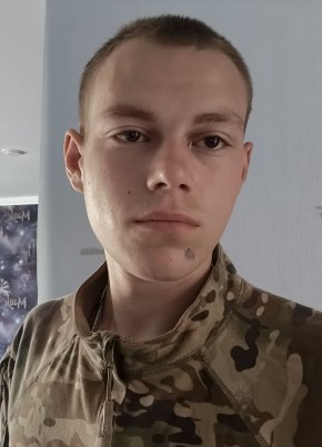Павел из Самары 18 лет