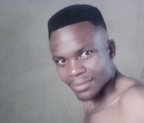 Vusumuzi, 21, Witbank
