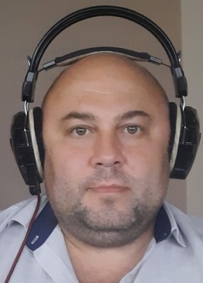 Александр из Энгельса 43 года