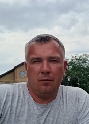 Игорь, 42, Україна, Луганськ