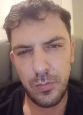 Gerti из Bologna 32 года