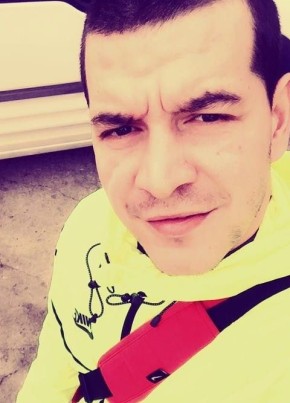 Serhat, 32, Türkiye Cumhuriyeti, Karamürsel