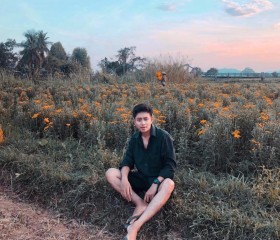 Kaung myat, 28, Yangon