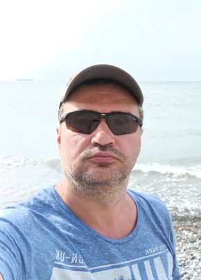 Василий из Воронежа 46 лет