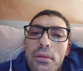 Mirko, 25, Reggio Calabria