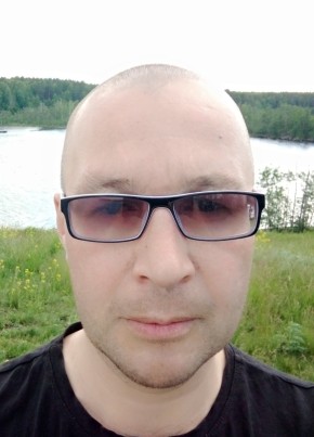 Денис, 40, Россия, Озёрск (Челябинская обл.)
