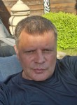 Jaros, 44  , Istanbul