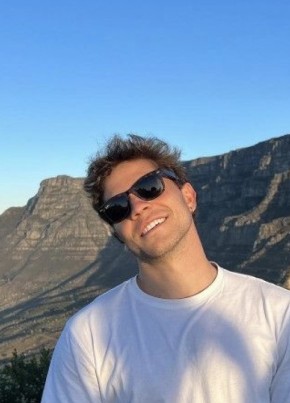 Alex из Pruszcz Gdański 26 лет