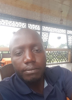 Abu, 36, Uganda, Mbale