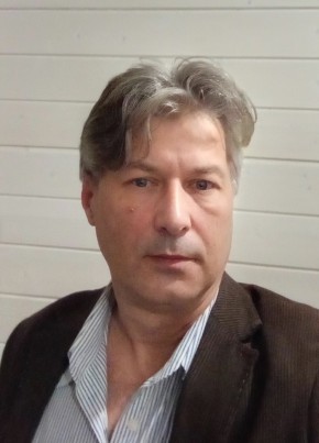 Дмитрий из Санкт-Петербурга 53 года