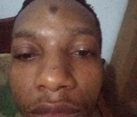 Twalha, 24, Kibiti
