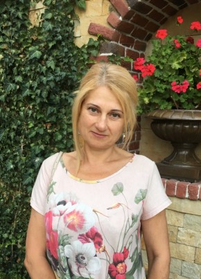 Viktoriya, 57, Ukraine, Kiev