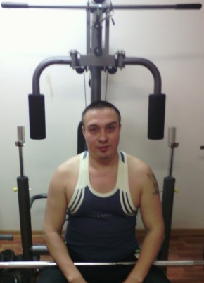 Тимур из Кызыла 46 лет