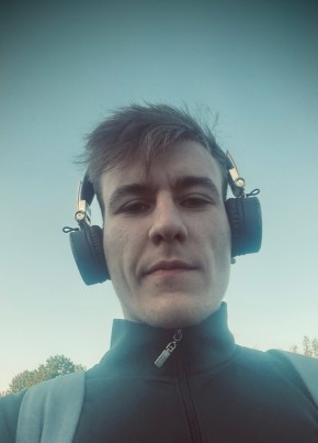 Дмитрий из Москвы 27 лет
