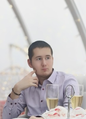 Александр из Увы 24 года