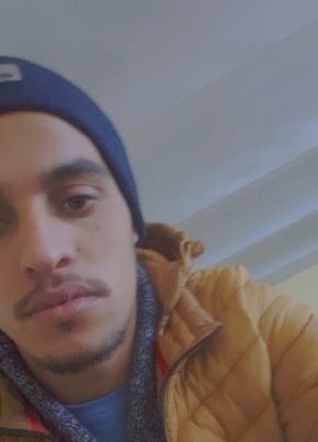 Arfi, 25, People’s Democratic Republic of Algeria, Béchar