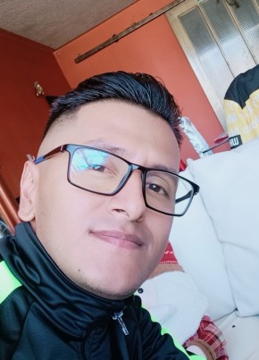 Jorge Martinez, 36, República de Colombia, Santafe de Bogotá