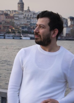 Berkay, 28, Türkiye Cumhuriyeti, Esenler