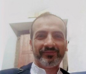 Alex, 38, Florence