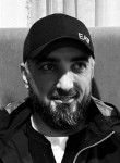 Umar, 38, Surgut