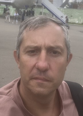 Олег из Ярославли 45 лет