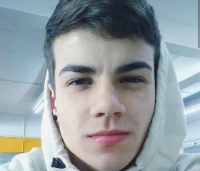 James, 24, San Isidro