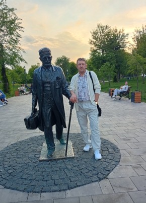 Dmitrii из Челябинска 46 лет