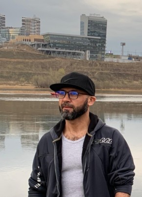 Рустам из Красноярска 41 год