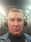 Viktor, 55, Moscow