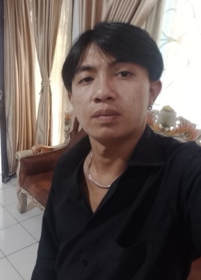Jey из Tondano 22 года