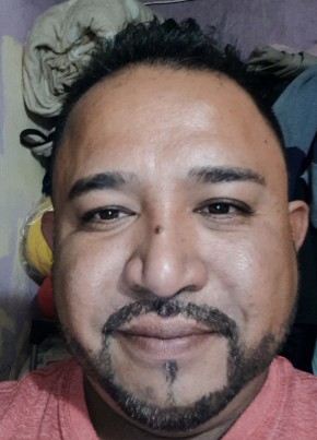 Ismael Patiño, 39, Estados Unidos Mexicanos, Tijuana